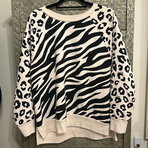 PINK by VS Animal Print Sweatshirt - Picture 1 of 2